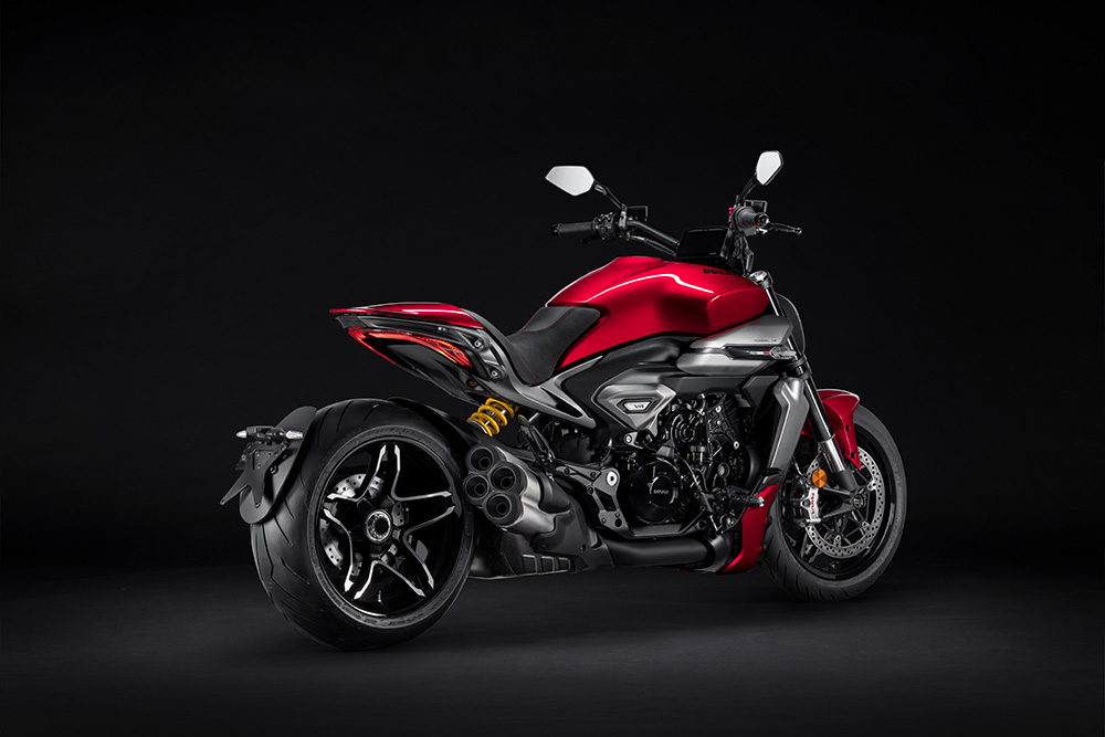 DUCATI XDIAVEL 2025